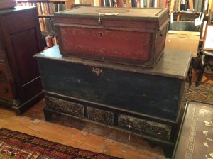 blanket chest. photo 8JPG